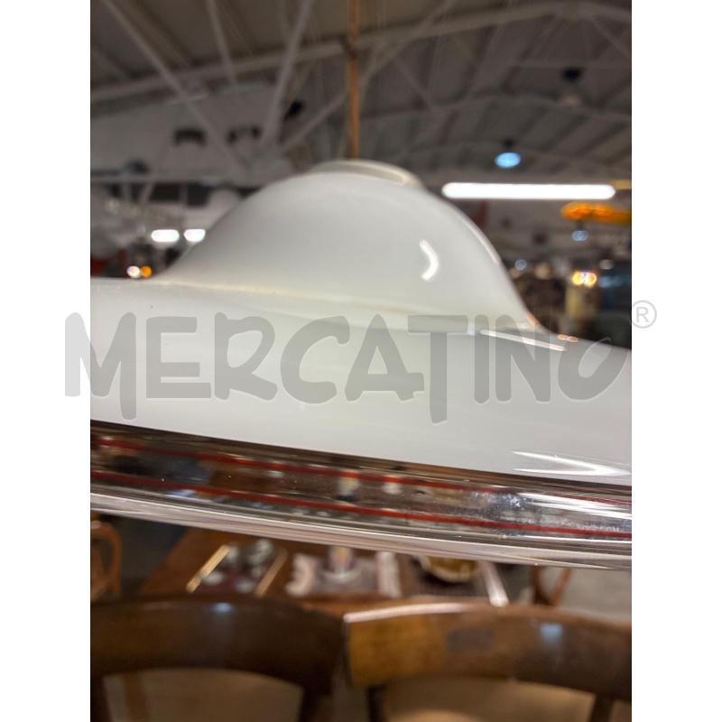 LAMPADARIO VETRO MURANESE GRANDE TONDO BIANCO BORDO ROSSO | Mercatino dell'Usato Teramo 5