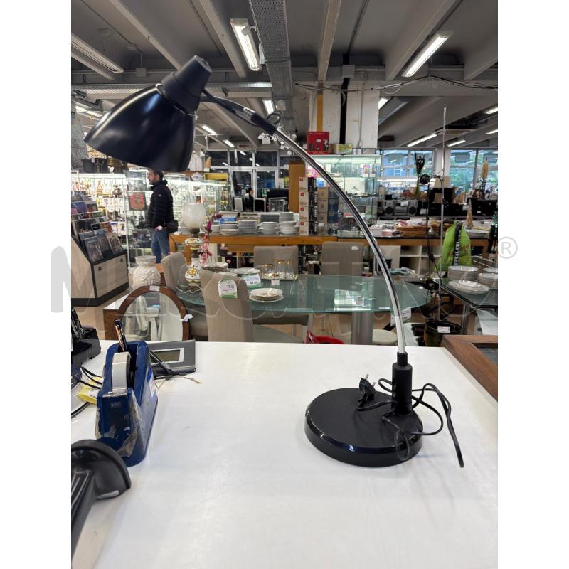 LAMPADA DA SCRIVANIA NERA ARCO METALLO STILPLAST | Mercatino dell'Usato Teramo 1