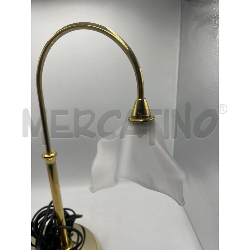 LAMPADA DA TAVOLO ARCO OTTONE DORATO CAPPELLO VETRO FAZZOLETTO . VITNAGE | Mercatino dell'Usato Teramo 2