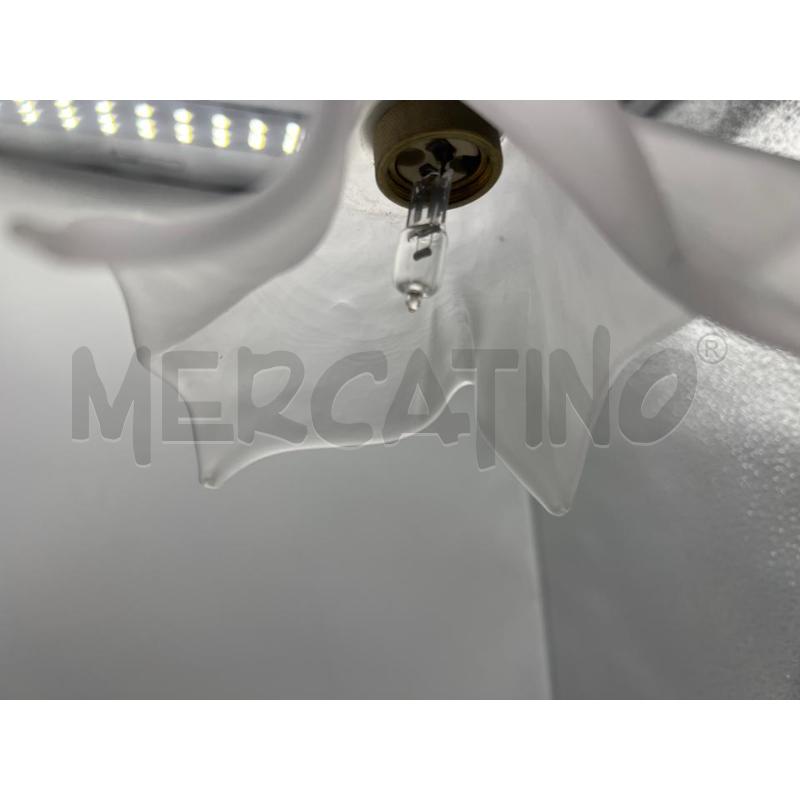 LAMPADA DA TAVOLO ARCO OTTONE DORATO CAPPELLO VETRO FAZZOLETTO . VITNAGE | Mercatino dell'Usato Teramo 4