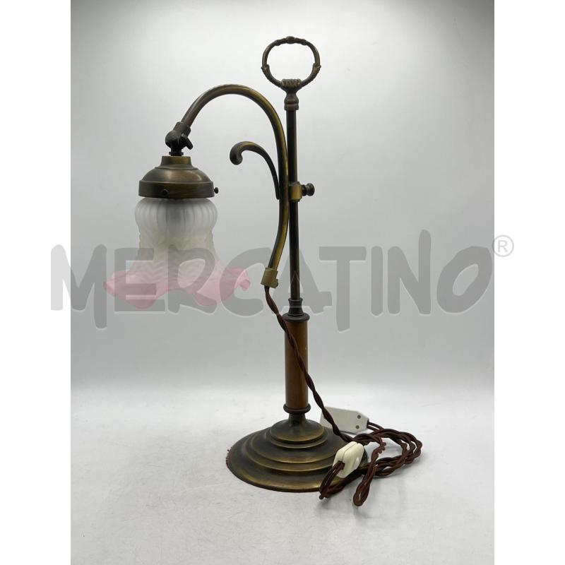 LAMPADA DA TAVOLO EPOCA IN OTTONE COPPA VETRO ROSA CALLA | Mercatino dell'Usato Teramo 1