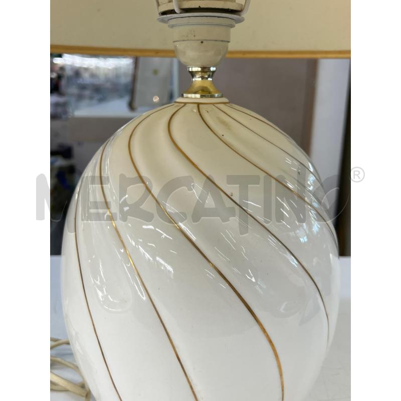 LAMPADA DA TAVOLO IN CERAMICA COSTINE DORATE | Mercatino dell'Usato Teramo 2