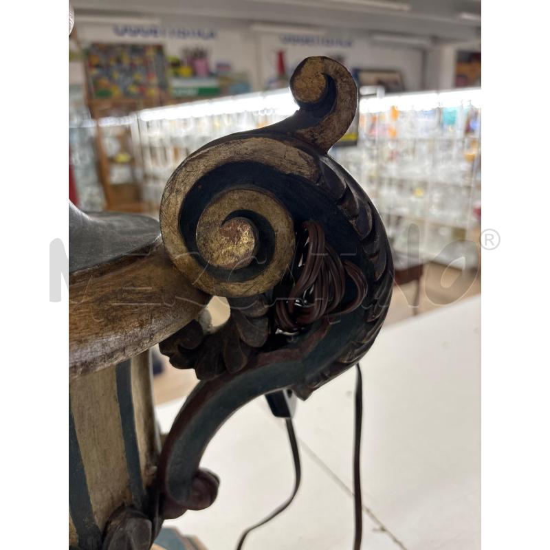 LAMPADA VINTAGE IN LEGNO STILE FIORENTINO AZZURRO DORATO + CAPPELLO STOFFA LAVORATO | Mercatino dell'Usato Teramo 3