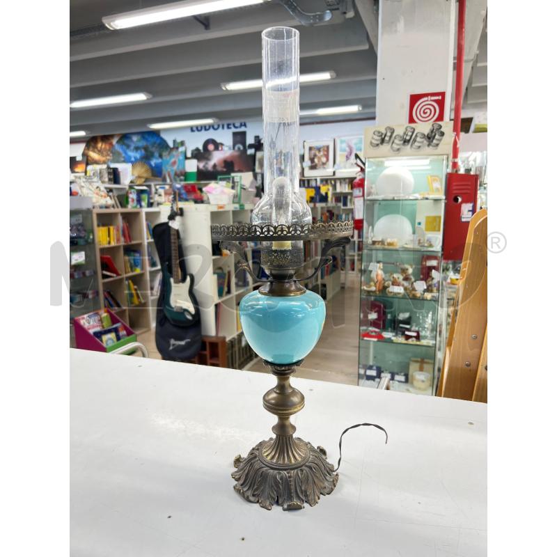 LAMPADA VINTAGE IN METALLO DORATO E CERAMICA FIORI | Mercatino dell'Usato Teramo 1