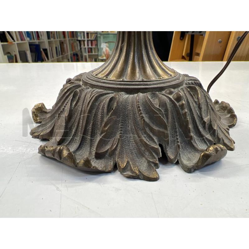 LAMPADA VINTAGE IN METALLO DORATO E CERAMICA FIORI | Mercatino dell'Usato Teramo 3