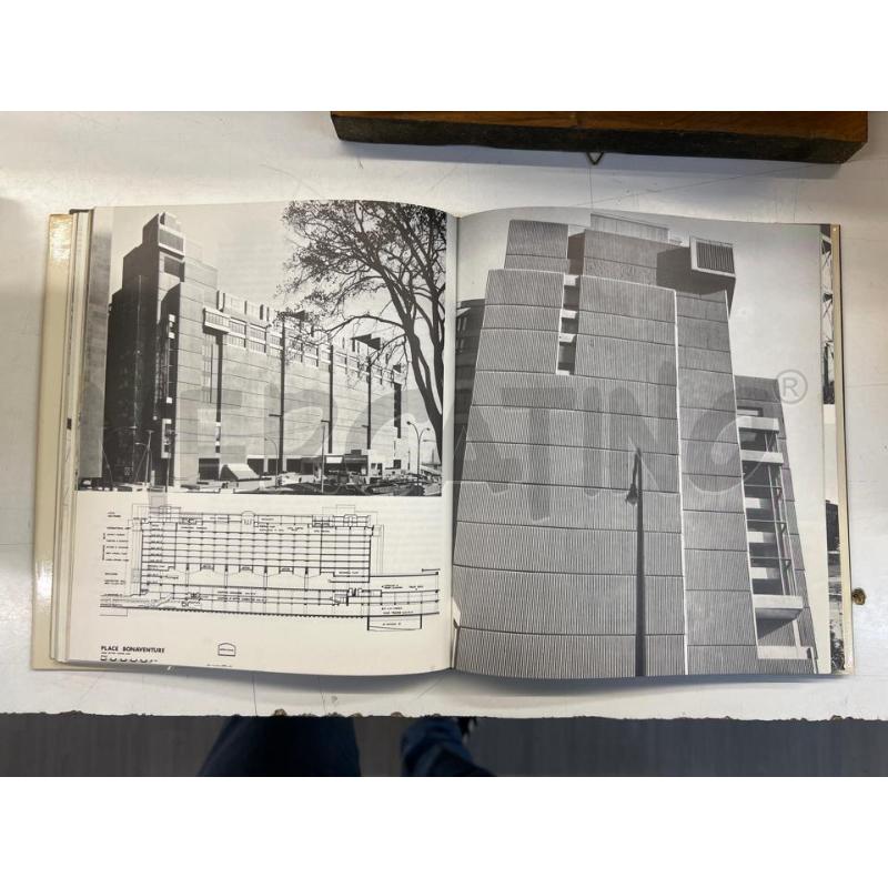 LB LE TENTAZIONI DELL'ARCHITETTURA MEGASTRUTTURE LATERZA BANHAM | Mercatino dell'Usato Teramo 2