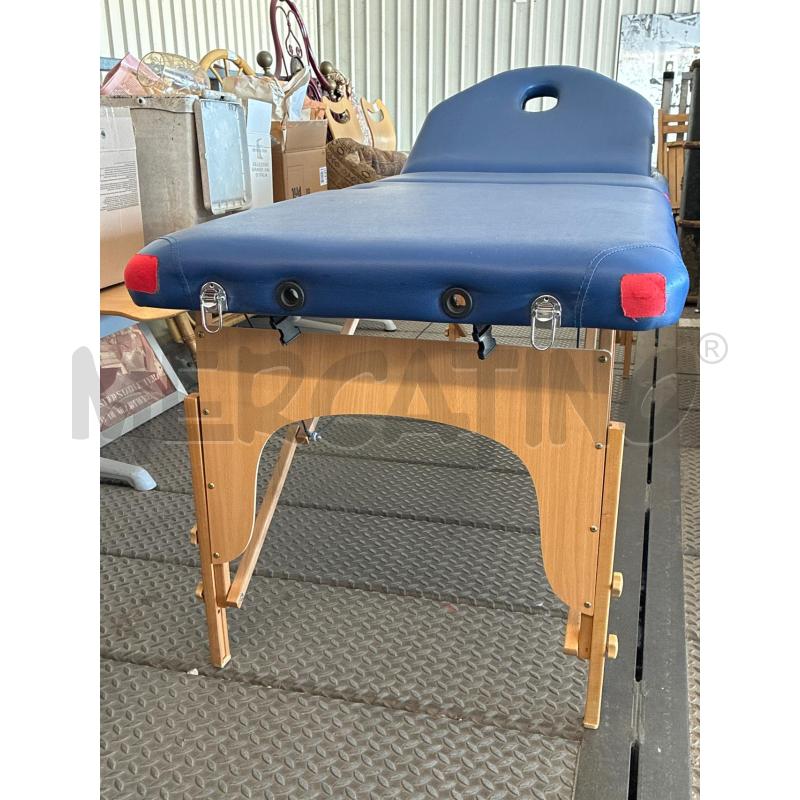 LETTINO MASSAGGI IN LEGNO CON IMBOTTITURA BLU RICHIUDIBILE  | Mercatino dell'Usato Teramo 1