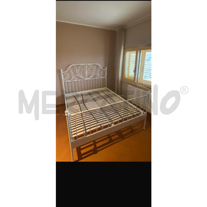 LETTO MATRIMONIALE IKEA COMPLETO FERRO BATTUTO BIANCO + RETE DOGHE | Mercatino dell'Usato Teramo 1
