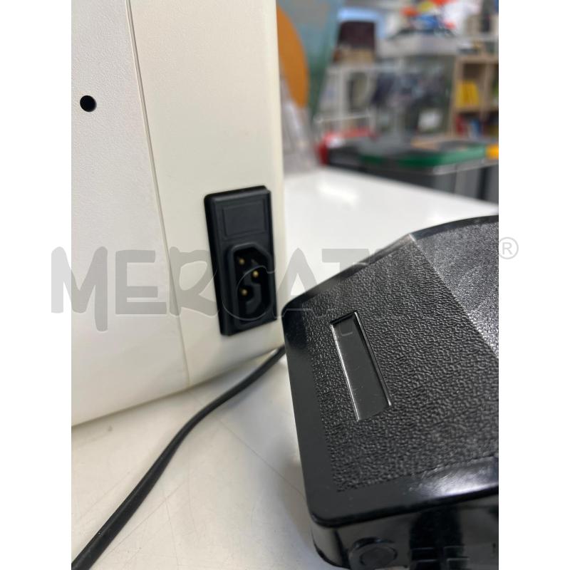 MACCHINA CUCIRE ELETTRICA TOYOTA SPB15 | Mercatino dell'Usato Teramo 2