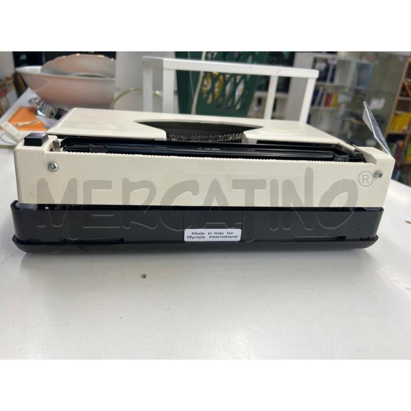 MACCHINA DA SCRIVERE OLYMPIETTE DELUXE | Mercatino dell'Usato Teramo 3