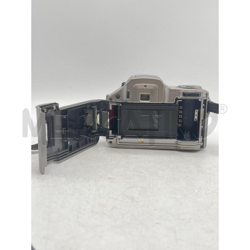 MACCHINA FOTOGRAFICA A RULLINO REFLEX OLYMPUS IS 200 | Mercatino dell'Usato Teramo 4