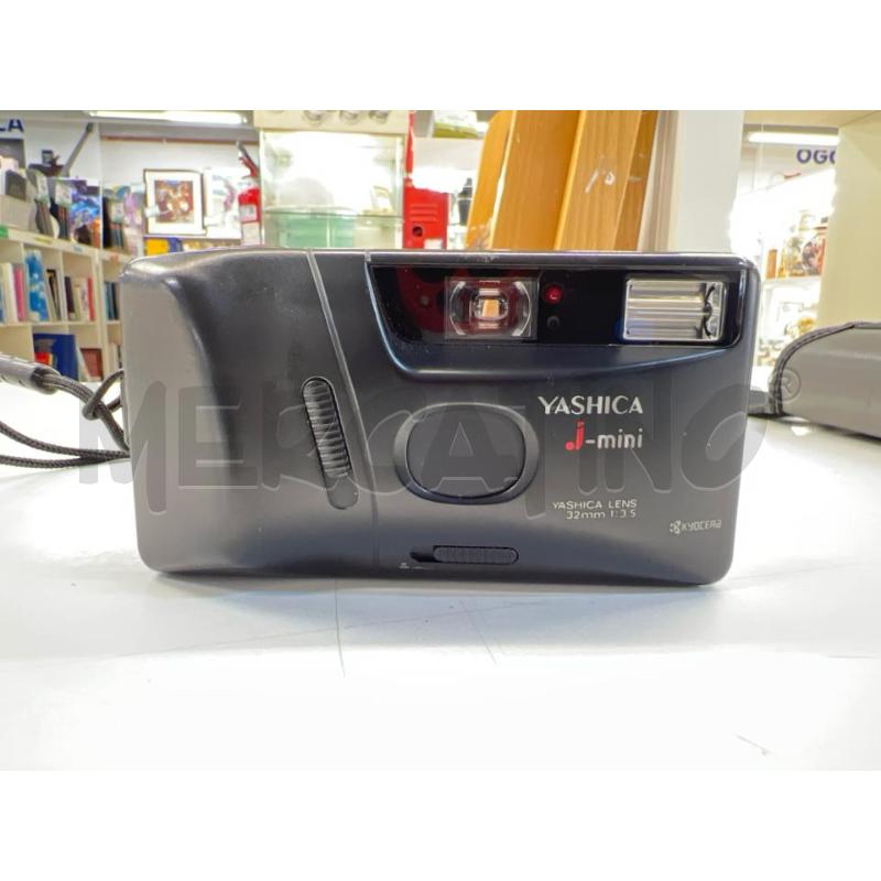 MACCHINA FOTOGRAFICA YASHICA J MINI  | Mercatino dell'Usato Teramo 1