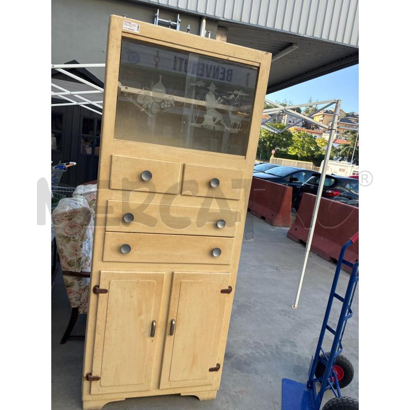 MOBILETTO DISPENSINA VINTAGE ANNI 50 LEGNO BIANCO CON 2 SP 4 CAS E 2 ANTE VETRI SCORREVOLI SERIGRAFI | Mercatino dell'Usato Teramo 1