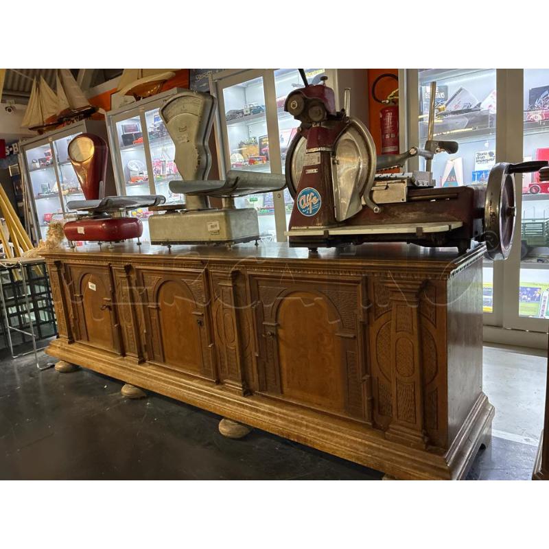 MOBILE BUFFET LEGNO GRANDE INTAGLIATO 3 ANTE MOLTO GRANDI | Mercatino dell'Usato Teramo 1