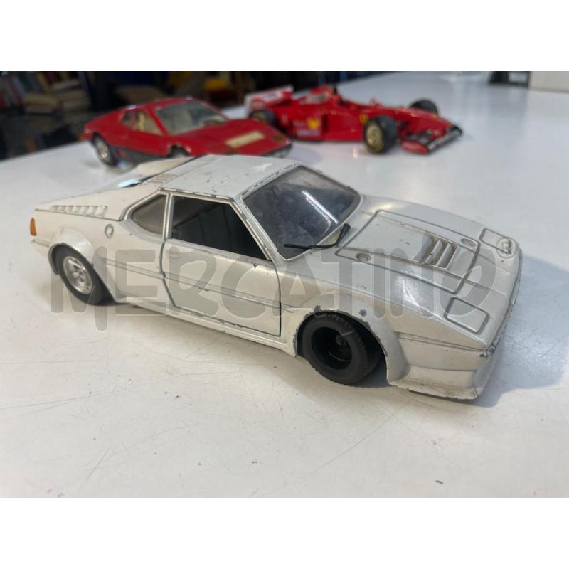 MODELLINO AUTO  BURAGO MADE IN ITALY BMW M1 SCALA 1-24 BIANCA | Mercatino dell'Usato Teramo 4