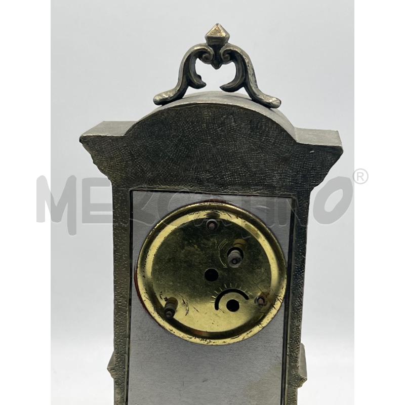 OROLOGIO DA TAVOLO IN METALLO SILVER EPOCA MECCANISMO MANUALE  | Mercatino dell'Usato Teramo 2