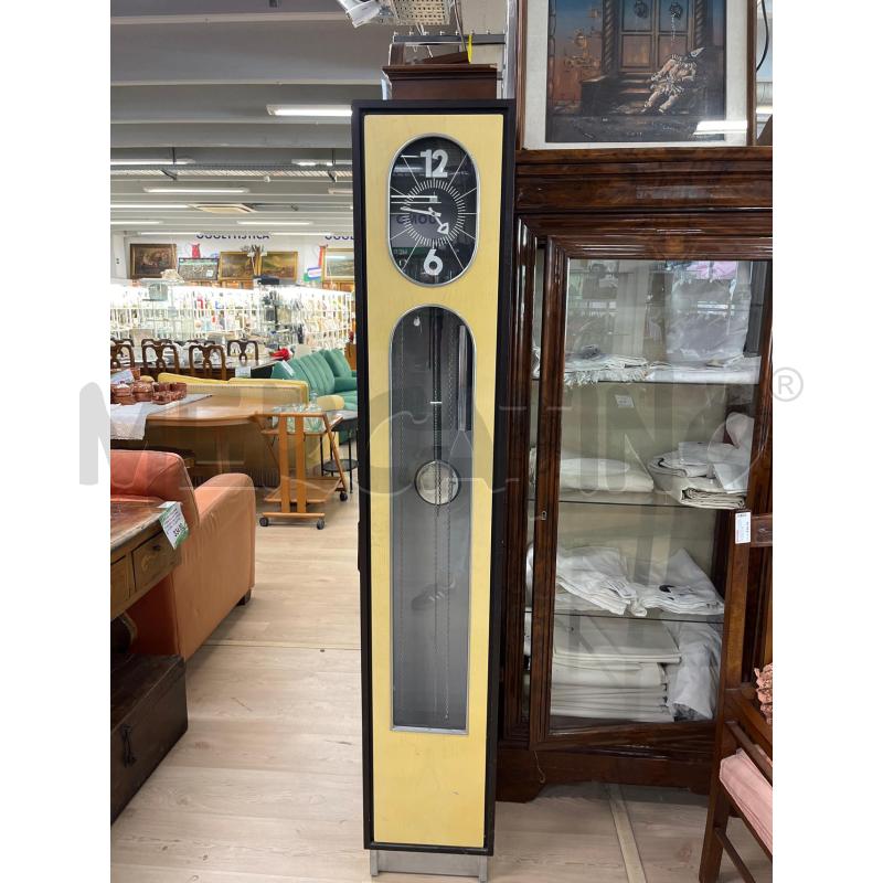 OROLOGIO PENDOLO VINTAGE MELUX BIANCO NERO DA COLLEZIONE H 190CM | Mercatino dell'Usato Teramo 1