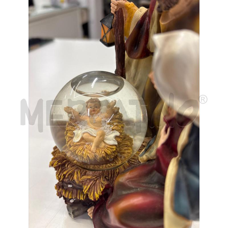 PALLA NATALE VETRO CON STATUETTE PRESEPE | Mercatino dell'Usato Teramo 2