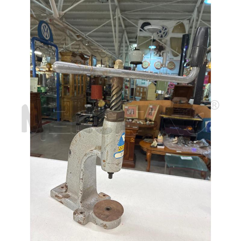 PERFORATORE OCCHIELLATRICE | Mercatino dell'Usato Teramo 1