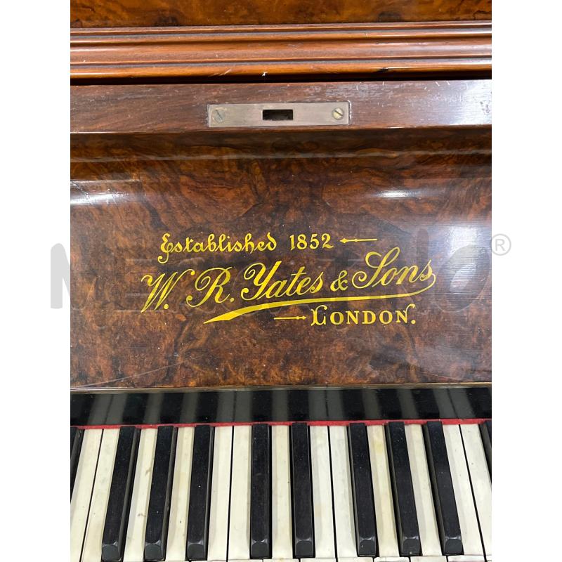 PIANOFORTE VERTICALE EPOCA W.R. YATES E SONS LONDON | Mercatino dell'Usato Teramo 2
