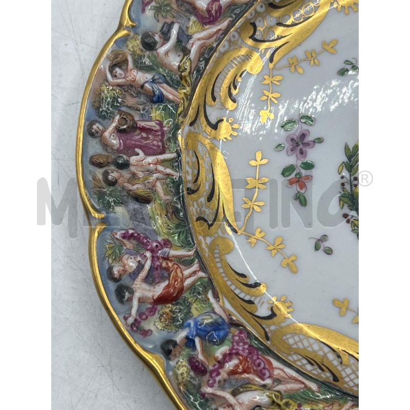PIATTINO CAPODIMONTE BORDO BASSORILIEVO E FINITURE DORATE | Mercatino dell'Usato Teramo 4
