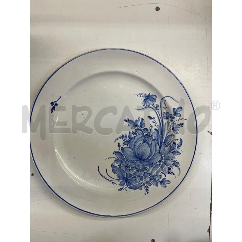 PIATTO CERAMICA CASTELLI BIANCO FIORE BLU DIAM 34 | Mercatino dell'Usato Teramo 1