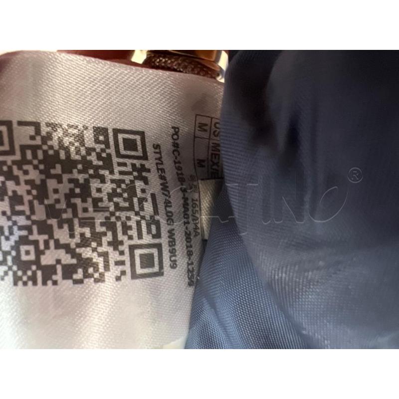 PIUMINO DONNA GUESS GRIGIO COLLO ALTO MEDIA LUNGHEZZA | Mercatino dell'Usato Teramo 5