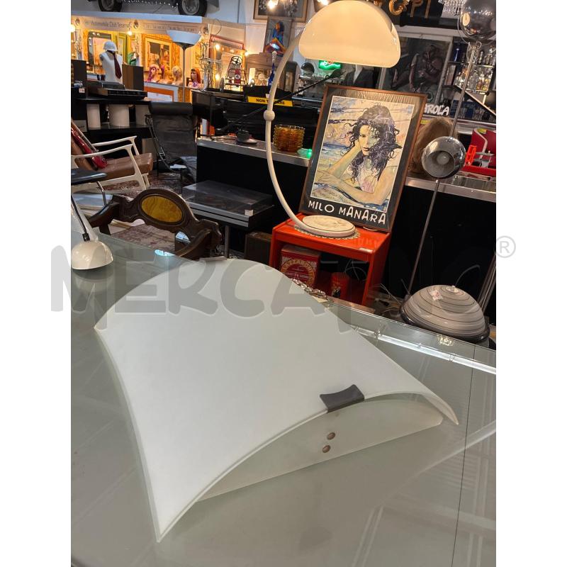 PLAFONIERA VETRO SATINATO BIANCO CURVO DESIGN  | Mercatino dell'Usato Teramo 1