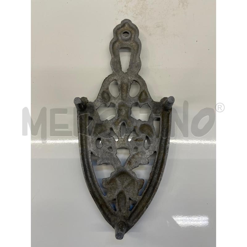 POGGIA FERRO DA STIRO IN METALLO VINTAGE LAVORATO STILE VITTORIANO DA COLLEZIONE | Mercatino dell'Usato Teramo 2