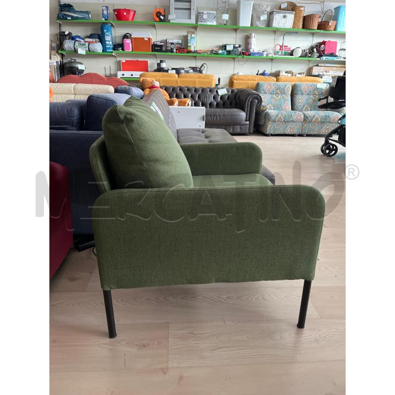 POLTRONA VERDE DESIGN MODERNO  | Mercatino dell'Usato Teramo 2