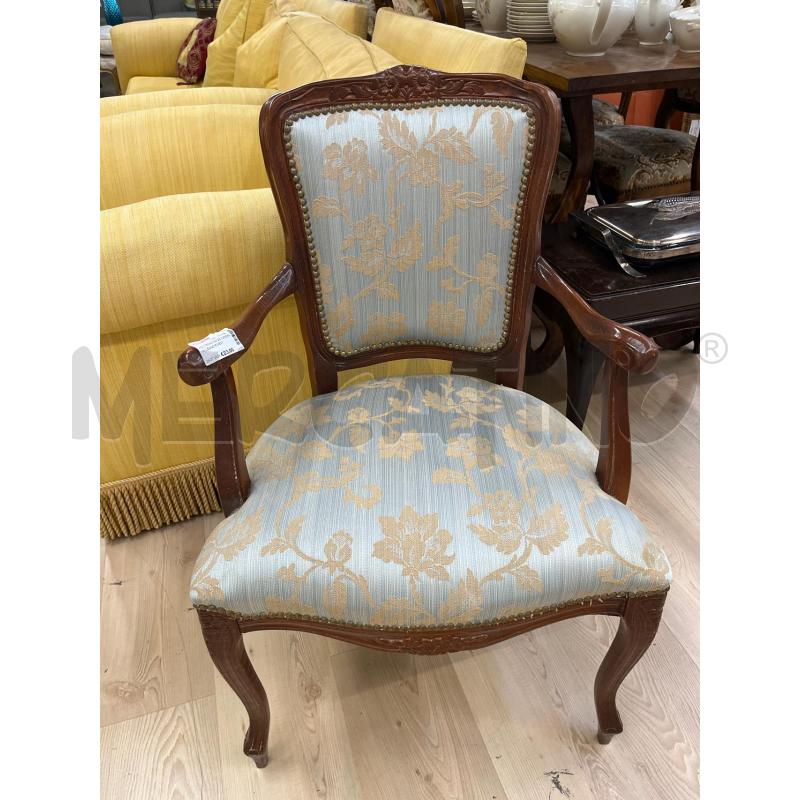 POLTRONCINA DA CAMERA IN LEGNO RIVESTIMENTO STOFFA BLU FIORI DORATI  | Mercatino dell'Usato Teramo 1