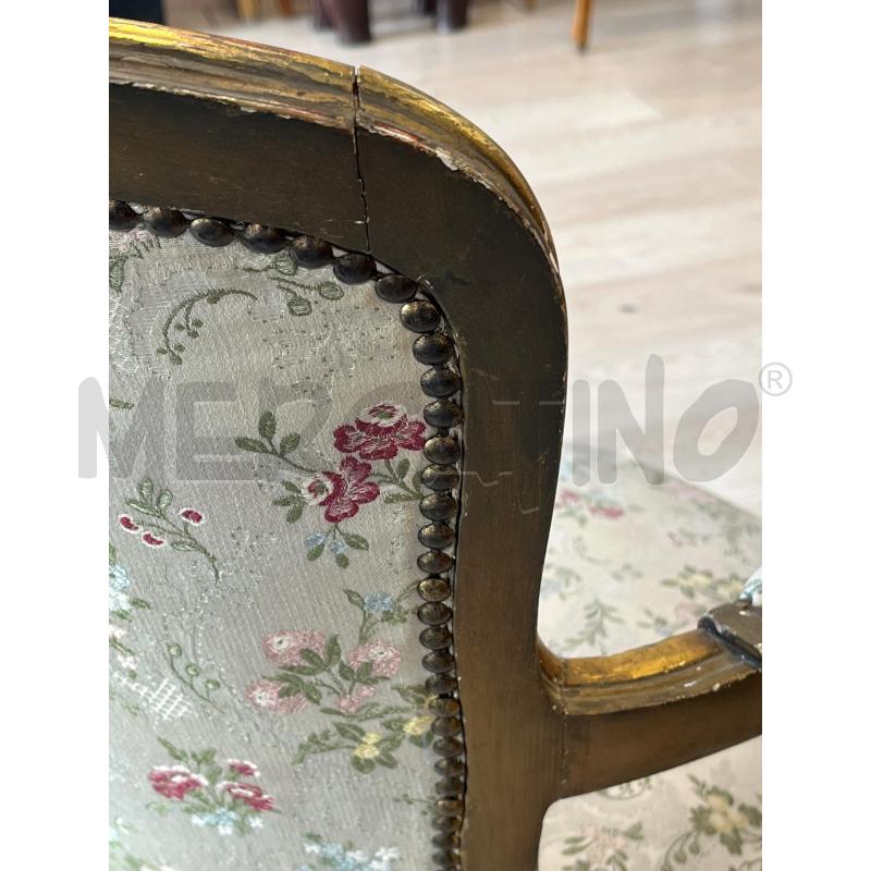 POLTRONCINA POZZETTO EPOCA IN LEGNO DORATO E STOFFA FLORELE | Mercatino dell'Usato Teramo 4