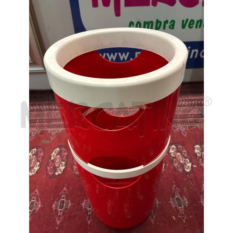 PORTA OMBRELLI VINTAGE LAR PLASTICA ROSSO E BIANCO | Mercatino dell'Usato Teramo 4