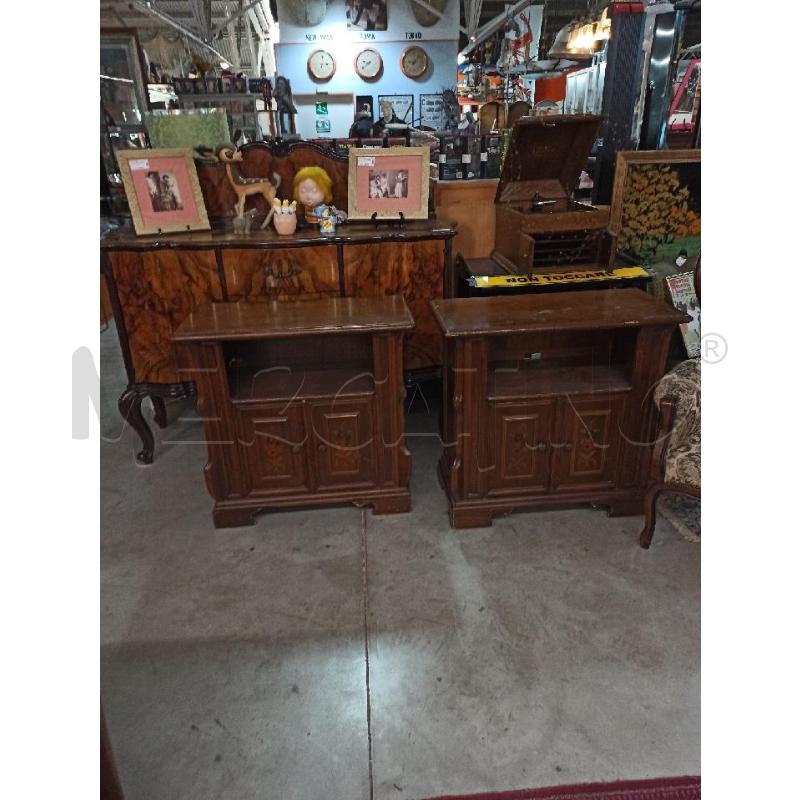 PORTA TV IN LEGNO COL.NOCE 2 SPORTELLI | Mercatino dell'Usato Teramo 1