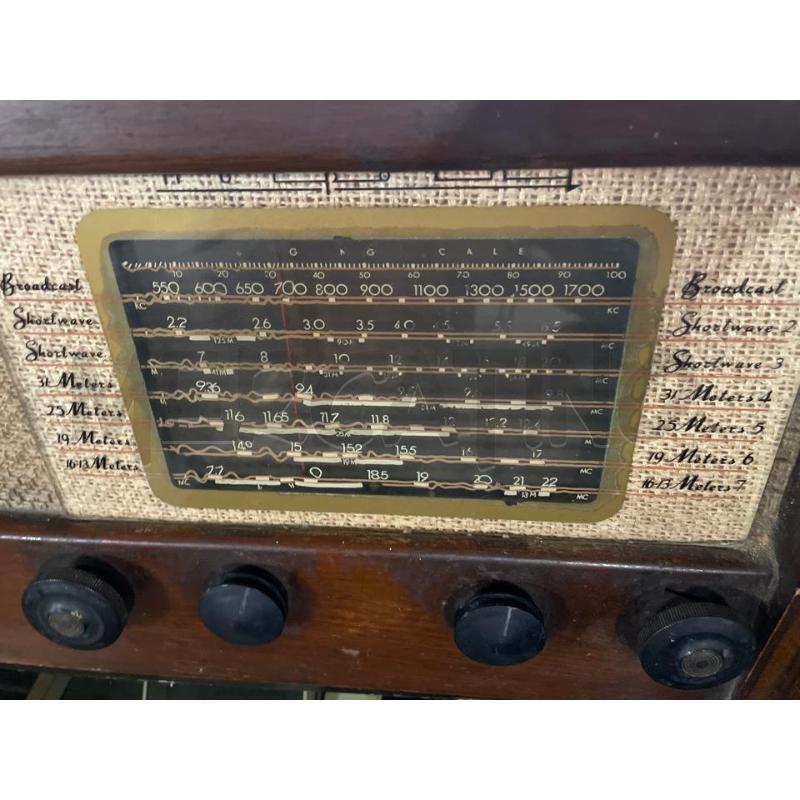 RADIO A VALVOLE HOTPOINT EPOCA IN LEGNO | Mercatino dell'Usato Teramo 4