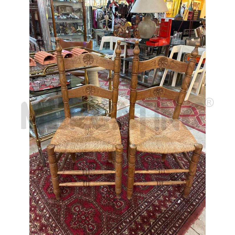 SEDIA VINTAGE LEGNO INTAGLIATA | Mercatino dell'Usato Teramo 1