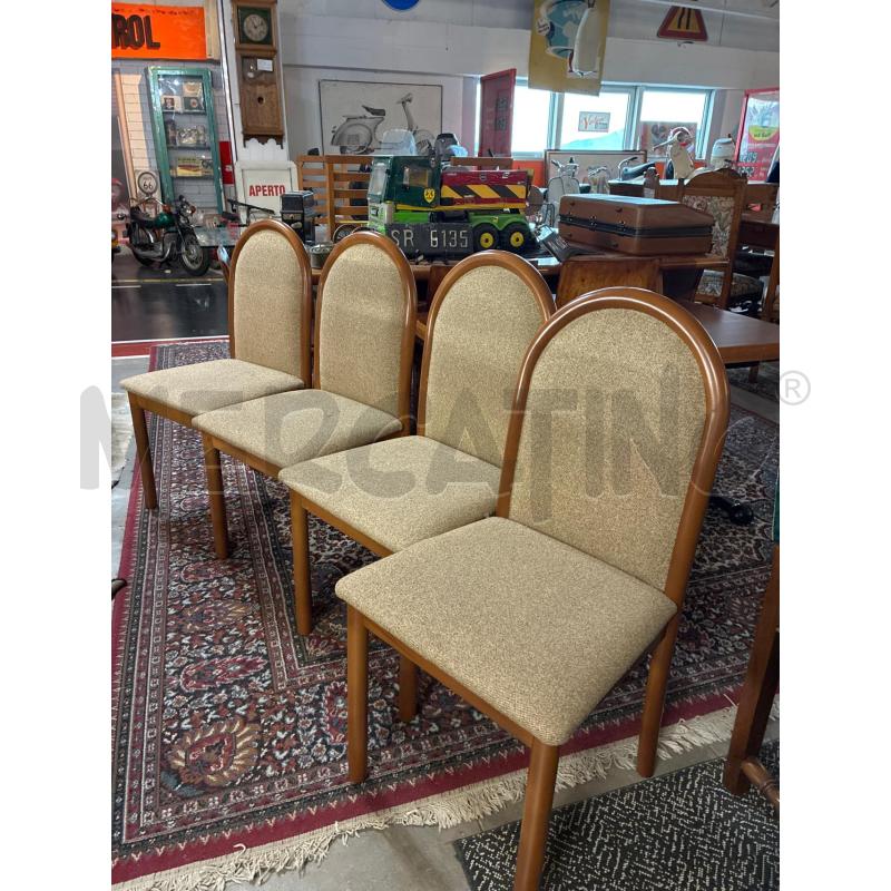 SEDIE PZ. 4 LEGNO C CILIEGIO DESIGN MODERNO SCHIENALE CURVO SEDUTA TUTTA STOFFA | Mercatino dell'Usato Teramo 1
