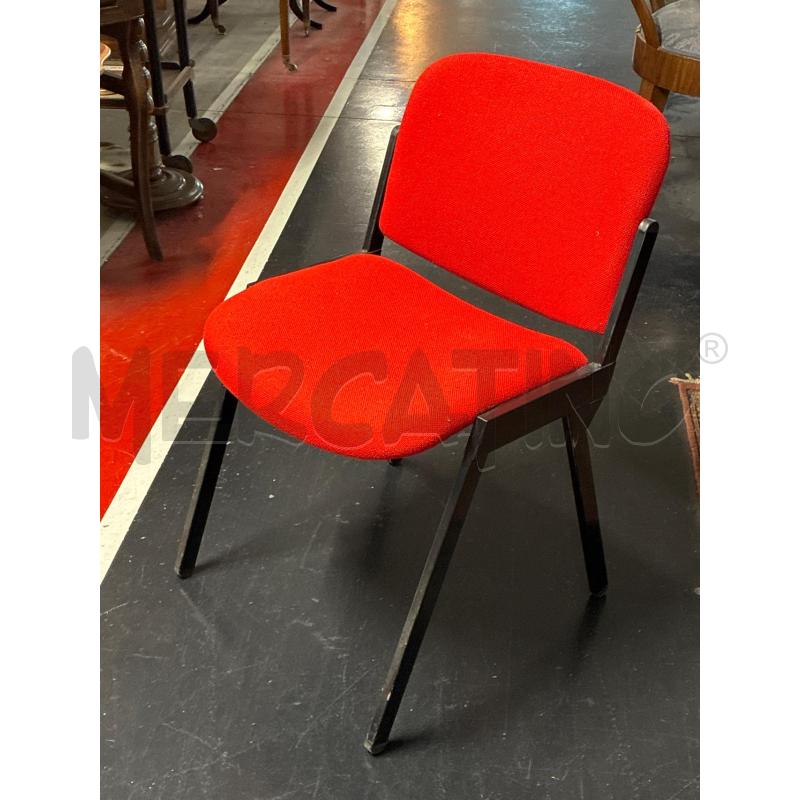SEDIOLINA ATTESA DA UFFICIO TESSUTO ROSSO BASE NERA | Mercatino dell'Usato Teramo 1