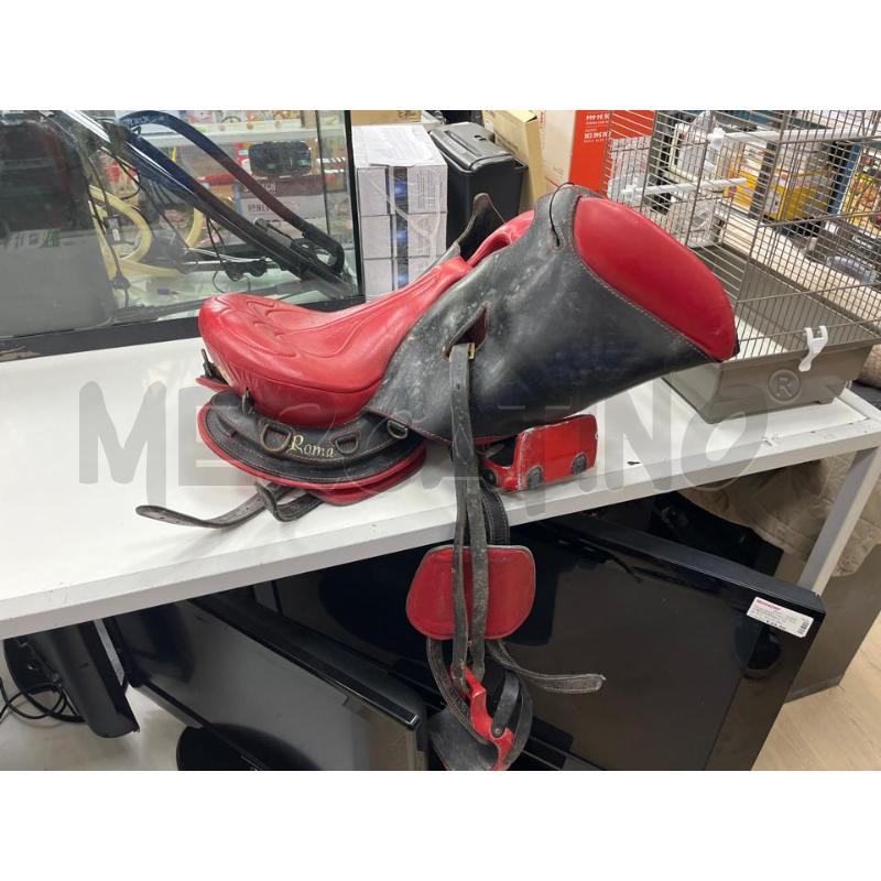 SELLA CAVALLO ROSSA E NERA + ACCESSORI | Mercatino dell'Usato Teramo 1