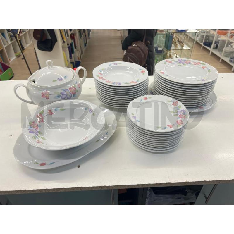 SERVIZIO PIATTI DA 12 PAX WINTERLING BAVARIA 11+12+12 + VAS ZUP E CIOT .- DECORO FLOREALE | Mercatino dell'Usato Teramo 1