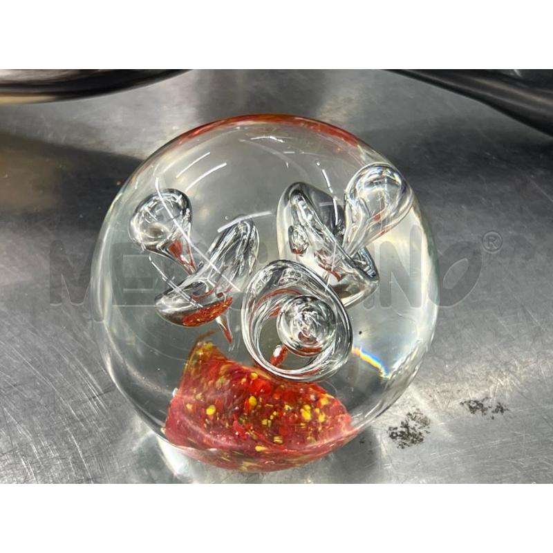 SFERA VETRO MURANESE INCLUSIONE BASE ARANCIO . FERMACARTE | Mercatino dell'Usato Teramo 1