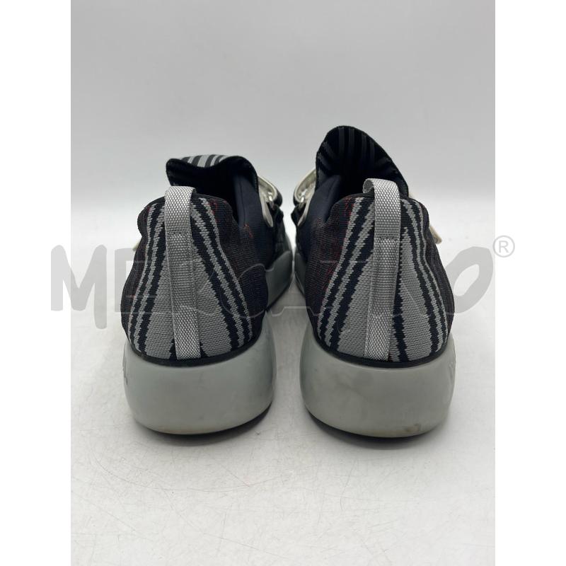 SNEAKERS DONNA PRADA NERE ROSSE GRIGIE CON STRAPPO | Mercatino dell'Usato Teramo 3
