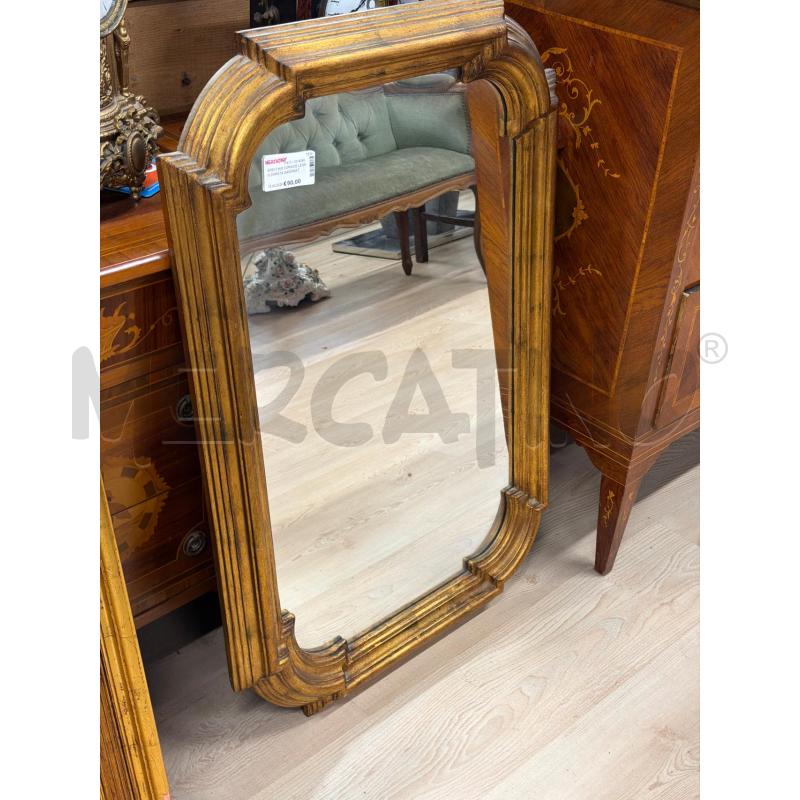 SPECCHIO CORNICE LEGNO DORATA SAGOMATA  | Mercatino dell'Usato Teramo 1
