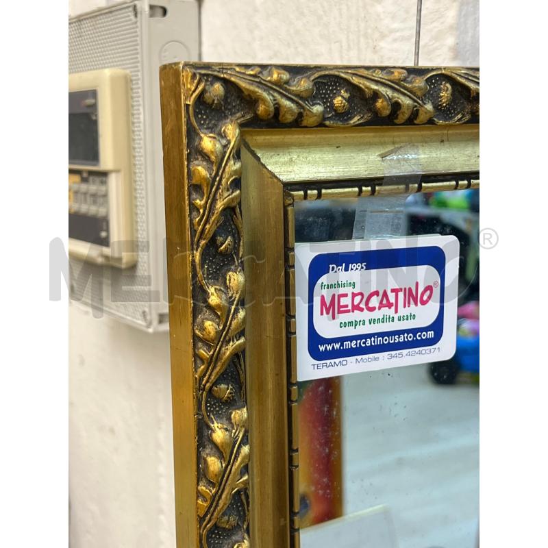 SPECCHIO CORNICE LEGNO IN STILE - QUADRATO - DORATA | Mercatino dell'Usato Teramo 2