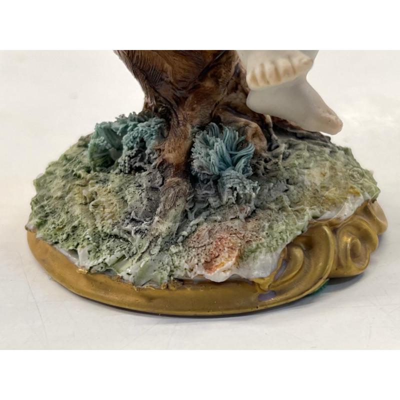 STATUETTA BIMBO BACCO CAPODIMONTE SU TRESPOLO | Mercatino dell'Usato Teramo 3