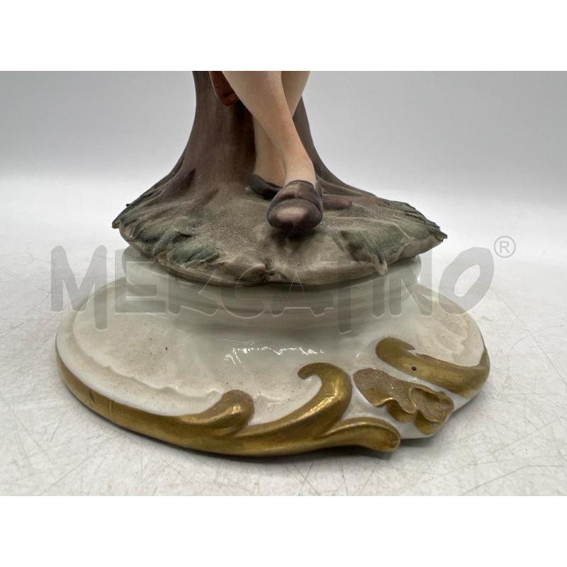 STATUETTA CAPODIMONTE RAGAZZO CONTADINO CESTO FIORI | Mercatino dell'Usato Teramo 3