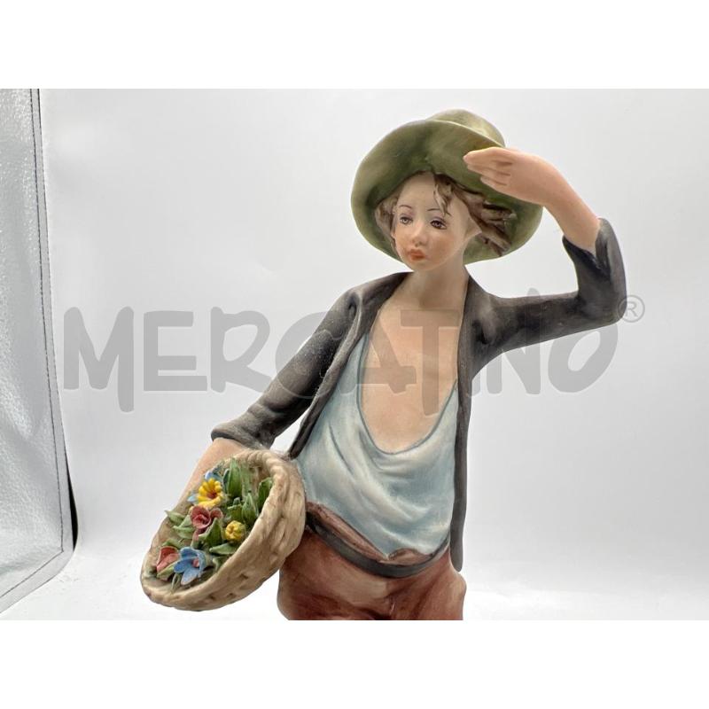 STATUETTA CAPODIMONTE RAGAZZO CONTADINO CESTO FIORI | Mercatino dell'Usato Teramo 4