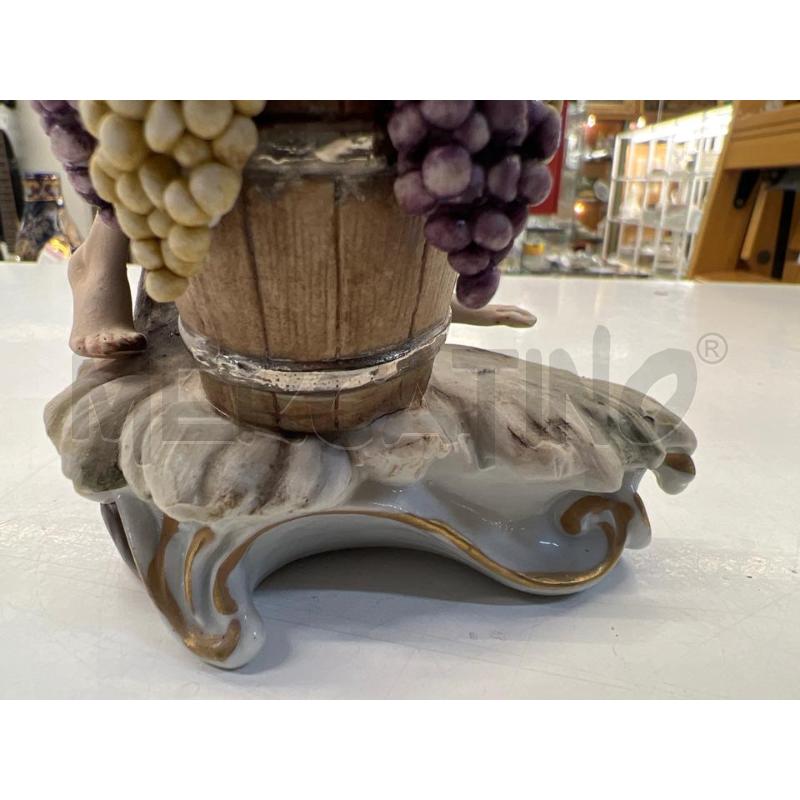 STATUETTA CAPODIMONTE RAGAZZO VENDEMMIA | Mercatino dell'Usato Teramo 3
