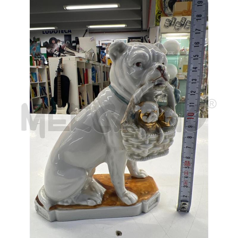 STATUETTA PORCELLANA CANE CESTINO FRUTTA . BIANCA | Mercatino dell'Usato Teramo 4