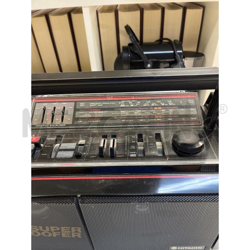 STEREO BOOMBOX HITACHI 3D SUPER WOOFER  | Mercatino dell'Usato Teramo 2